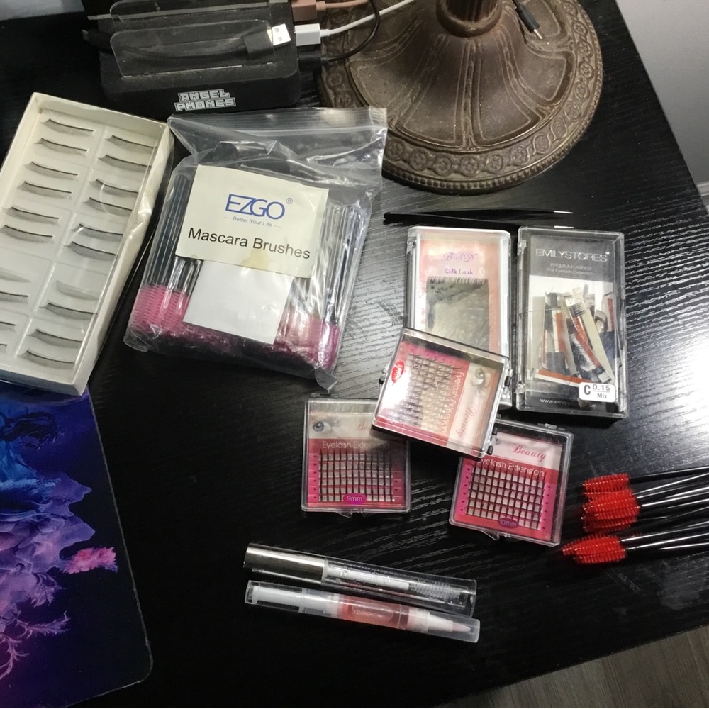 (154) Professional Assorted Lash Extensions & Mascara Brushes Eye Patches Plus